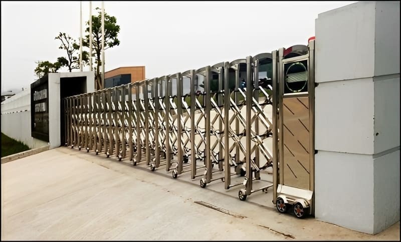 Cửa cổng xếp đang trở thành một xu hướng phổ biến trong thiết kế