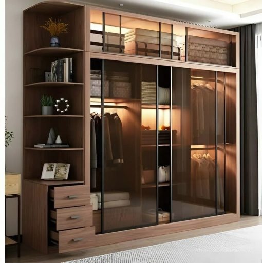 Cánh kính cường lực tủ quần áo có khả năng chống trầy xước, chịu va đập tốt, giúp tủ luôn bền đẹp trong thời gian dài