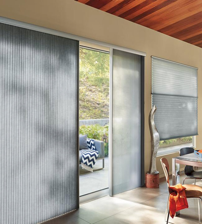 Cửa kéo ngăn phòng chất lượng tại Inox Kính Savax