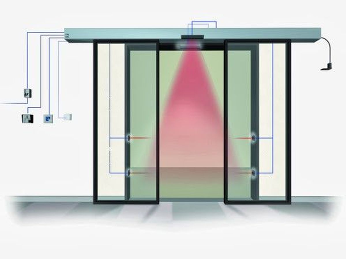 Cảm biến hồng ngoại truyền tín hiệu cho cửa kéo